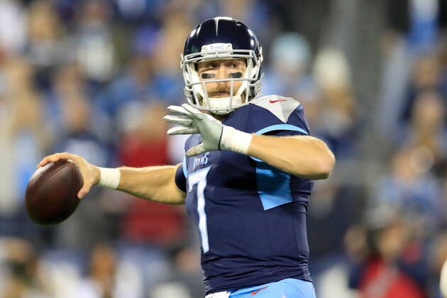 NASHVILLE, TN - DECEMBER 30:  Blaine Gabbert #7 of the Tennessee Titans throws the ball against the Indianapolis Colts at Nissan Stadium on December 30, 2018 in Nashville, Tennessee.  (Photo by Andy Lyons/Getty Images)
