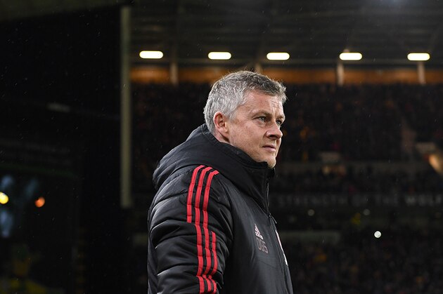 PARIS, FRANCE - MARCH 6: Coach of Manchester United Ole Gunnar Solskjaer and Marcus Rashford of Manchester United celebrate the victory following the UEFA Champions League Round of 16 Second Leg match between Paris Saint-Germain (PSG) and Manchester United at Parc des Princes stadium on March 6, 2019 in Paris, France. (Photo by Jean Catuffe/Getty Images)