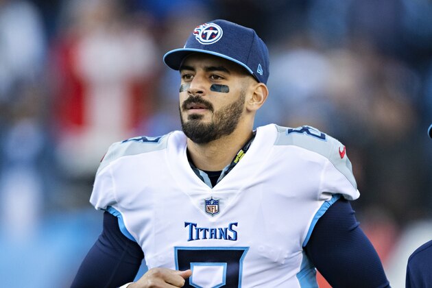 NASHVILLE, TN - DECEMBER 22:  Marcus Mariota #8 of the Tennessee Titans runs onto the field through the tunnel before a game against the Washington Redskins at Nissan Stadium on December 22, 2018 in Nashville, Tennessee.  The Titans defeated the Redskins 25-16.   (Photo by Wesley Hitt/Getty Images)