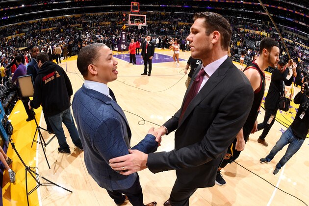 LOS ANGELES, CA - MARCH 11: Head Coaches Tyronn Lue of the Cleveland Cavaliers and Luke Walton of the Los Angeles Lakers talk after the game on March 11, 2018 at STAPLES Center in Los Angeles, California. NOTE TO USER: User expressly acknowledges and agrees that, by downloading and/or using this Photograph, user is consenting to the terms and conditions of the Getty Images License Agreement. Mandatory Copyright Notice: Copyright 2018 NBAE (Photo by Andrew D. Bernstein/NBAE via Getty Images)