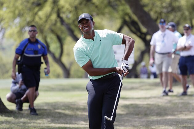 Tiger Woods watch his shot on the sixth hole during round-robin play at the Dell Technologies Match Play Championship golf tournament, Thursday, March 28, 2019, in Austin, Texas. (AP Photo/Eric Gay)