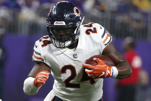 Chicago Bears running back Jordan Howard carries the ball during the second half of an NFL football game against the Minnesota Vikings, Sunday, Dec. 30, 2018, in Minneapolis. (AP Photo/Bruce Kluckhohn)