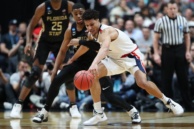 ANAHEIM, CALIFORNIA - MARCH 28: Brandon Clarke #15 of the Gonzaga Bulldogs controls the ball against M.J. Walker #23 of the Florida State Seminoles during the 2019 NCAA Men's Basketball Tournament West Regional at Honda Center on March 28, 2019 in Anaheim, California. (Photo by Sean M. Haffey/Getty Images)