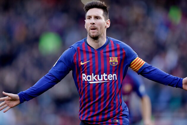 BARCELONA, SPAIN - MARCH 30: Lionel Messi of FC Barcelona  during the La Liga Santander  match between FC Barcelona v Espanyol at the Camp Nou on March 30, 2019 in Barcelona Spain (Photo by Jeroen Meuwsen/Soccrates/Getty Images)