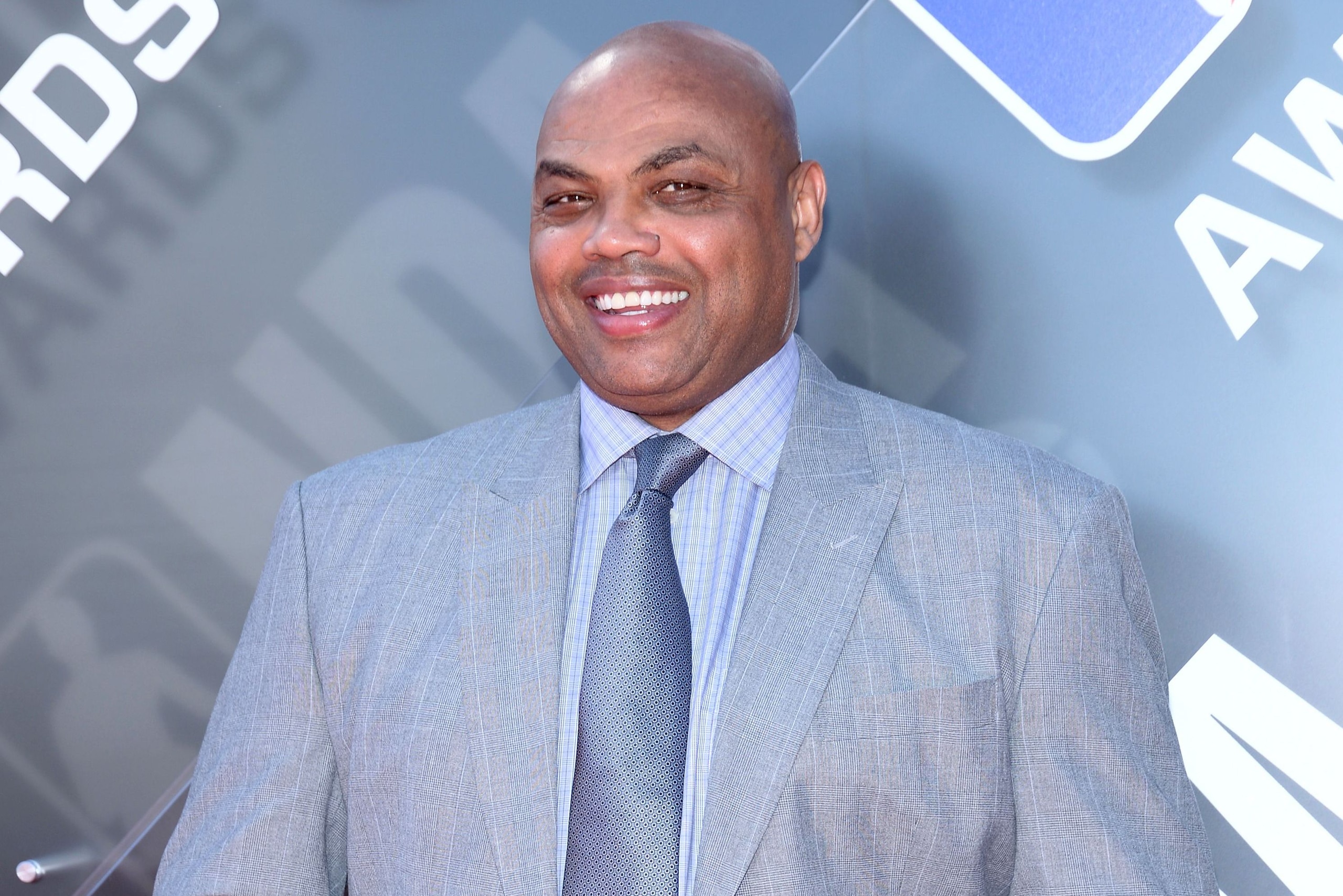 US retired professional basketball player Charles Barkley attends the 2018 NBA Awards at Barkar Hangar on June 25, 2018 in Santa Monica, California. (Photo by TARA ZIEMBA / AFP)        (Photo credit should read TARA ZIEMBA/AFP/Getty Images)