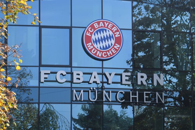 The club's logo is pictured at the headquarters of German First division football club Bayern Munich, in Munich on October 19, 2018. - Bayern Munich's CEO Karl-Heinz Rummenigge and Bayern Munich's President Uli Hoeness addressed a press conference on October 19, 2018 to complain about the press coverage on the under-pressure club. (Photo by Christof STACHE / AFP)        (Photo credit should read CHRISTOF STACHE/AFP/Getty Images)