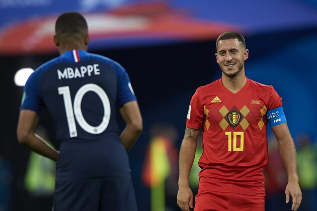 SAINT PETERSBURG, RUSSIA - JULY 10:  Eden Hazard (R) of Belgium talks with Kylian Mbappe of France during the 2018 FIFA World Cup Russia Semi Final match between Belgium and France at Saint Petersburg Stadium on July 10, 2018 in Saint Petersburg, Russia.  (Photo by Quality Sport Images/Getty Images)