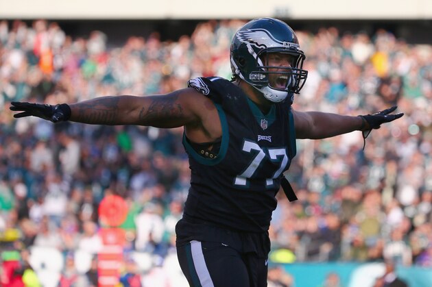 PHILADELPHIA, PA - NOVEMBER 25:  Defensive end Michael Bennett #77 of the Philadelphia Eagles celebrates a sack against the New York Giants during the third quarter at Lincoln Financial Field on November 25, 2018 in Philadelphia, Pennsylvania. The Philadelphia Eagles won 25-22. (Photo by Mitchell Leff/Getty Images)