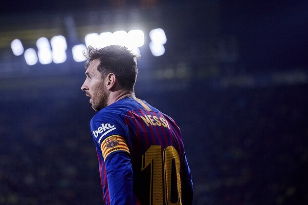 VILLAREAL, SPAIN - APRIL 02:  Lionel Messi of FC Barcelona looks on during the La Liga match between Villarreal CF and FC Barcelona at Estadio de la Ceramica on April 02, 2019 in Villareal, Spain. (Photo by Quality Sport Images/Getty Images)
