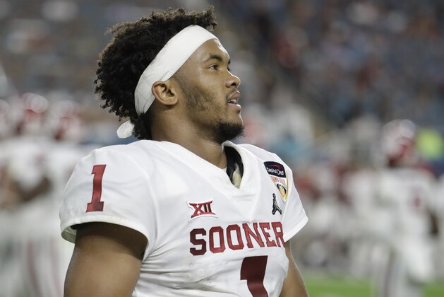 Oklahoma quarterback Kyler Murray (1) looks up, during the first half of the Orange Bowl NCAA college football game against Alabama, Saturday, Dec. 29, 2018, in Miami Gardens, Fla. (AP Photo/Lynne Sladky)
