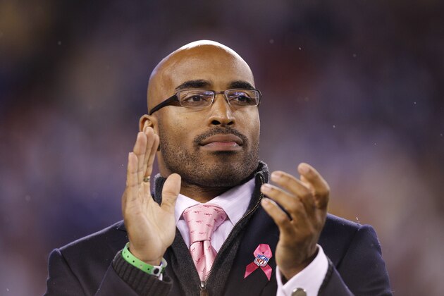Former New York Giants player Tiki Barber looks on during the Ring of Honor ceremony during halftime of an NFL football game between the Chicago Bears and the New York Giants at New Meadowlands Stadium Sunday, Oct. 3, 2010, in East Rutherford, N.J. (AP Photo/Kathy Willens)