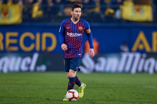 VILLAREAL, SPAIN - APRIL 02: Leo Messi of FC Barcelona in action during the La Liga match between Villarreal CF and FC Barcelona at Estadio de la Ceramica on April 2, 2019 in Villareal, Spain. (Photo by David Aliaga/MB Media/Getty Images)