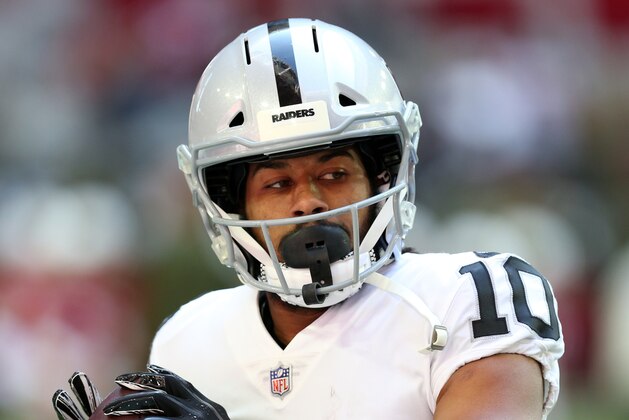 PHOENIX, AZ - NOVEMBER 18:  Seth Roberts #10 of the Oakland Raiders looks on during the game against the Arizona Cardinals at State Farm Stadium on November 18, 2018 in Glendale, Arizona.  The Raiders defeated the Cardinals 23-21.  (Photo by Rob Leiter/Getty Images)