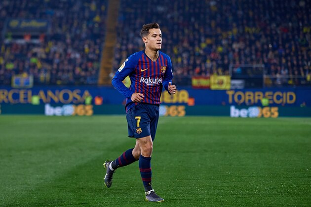 VILLAREAL, SPAIN - APRIL 02: Philippe Coutinho of FC Barcelona looks on during the La Liga match between Villarreal CF and FC Barcelona at Estadio de la Ceramica on April 2, 2019 in Villareal, Spain. (Photo by David Aliaga/MB Media/Getty Images)