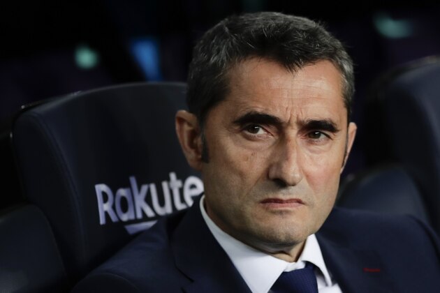 BARCELONA, SPAIN - APRIL 06: Ernesto Valverde of FC Barcelona looks on during the La Liga match between FC Barcelona and  Club Atletico de Madrid at Camp Nou on April 6, 2019 in Barcelona, Spain. (Photo by Eric Alonso/MB Media/Getty Images)