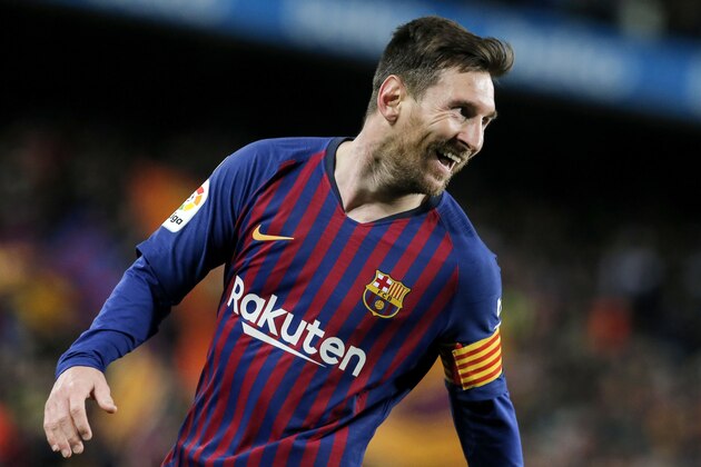 Barcelona's Argentinian forward Lionel Messi celebrates his goal during the Spanish league football match between FC Barcelona and Club Atletico de Madrid at the Camp Nou stadium in Barcelona on April 6, 2019. (Photo by PAU BARRENA / AFP)        (Photo credit should read PAU BARRENA/AFP/Getty Images)