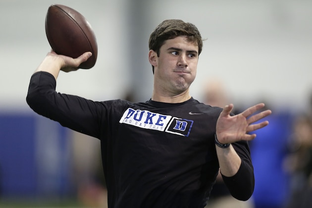 Quarterback Daniel Jones passes the ball during Duke's football Pro Day in Durham, N.C., Tuesday, March 26, 2019. (AP Photo/Gerry Broome)