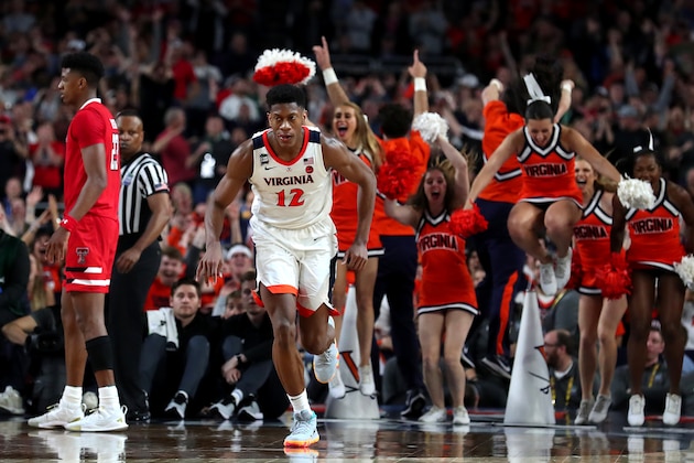 MINNEAPOLIS, MINNESOTA - APRIL 08:  De'Andre Hunter #12 of the Virginia Cavaliers celebrates his three point basket basket late in the second half against the Texas Tech Red Raiders during the 2019 NCAA men's Final Four National Championship game at U.S. Bank Stadium on April 08, 2019 in Minneapolis, Minnesota. (Photo by Tom Pennington/Getty Images)