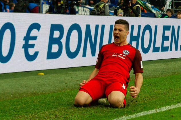 GELSENKIRCHEN, GERMANY - APRIL 06: Luka Jovic of Eintracht Frankfurt celebrates after scoring his team's second goal during the Bundesliga match between FC Schalke 04 and Eintracht Frankfurt at Veltins-Arena on April 06, 2019 in Gelsenkirchen, Germany. (Photo by TF-Images/Getty Images)