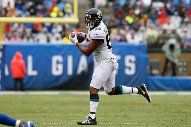 EAST RUTHERFORD, NJ - SEPTEMBER 09:  (NEW YORK DAILIES OUT)   Austin Seferian-Jenkins #88 of the Jacksonville Jaguars in action against the New York Giants on September 9, 2018 at MetLife Stadium in East Rutherford, New Jersey. The Jaguars defeated the Giants 20-15.  (Photo by Jim McIsaac/Getty Images)
