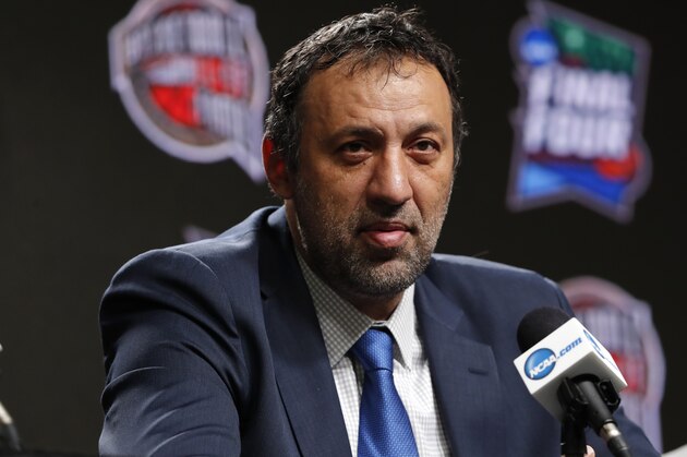 Former NBA player Vlade Divac speaks during a news conference after being named a member of the Naismith Memorial Basketball Hall of Fame class of 2019, Saturday, April 6, 2019, in Minneapolis. (AP Photo/Charlie Neibergall)