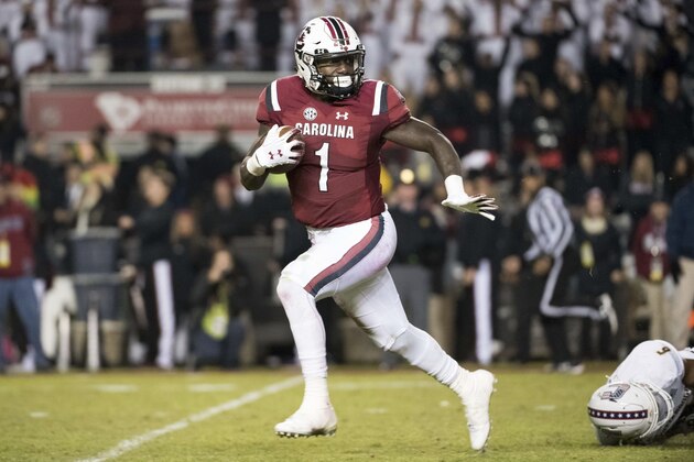 South Carolina wide receiver Deebo Samuel (1) breaks away for a touchdown during the second half of an NCAA college football game against Chattanooga Saturday, Nov. 17, 2018, in Columbia, S.C. (AP Photo/Sean Rayford)