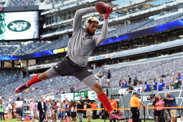EAST RUTHERFORD, NJ - AUGUST 27:  Odell Beckham #13 of the New York Giants makes a catch in the end zone prior to a preseason game against the New York Jets at MetLife Stadium on August 27, 2016 in East Rutherford, New Jersey.  (Photo by Rich Barnes/Getty Images)