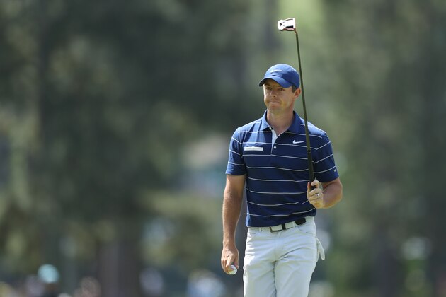 AUGUSTA, GEORGIA - APRIL 11: Rory McIlroy of Northern Ireland acknowledges patrons on the third green during the first round of the Masters at Augusta National Golf Club on April 11, 2019 in Augusta, Georgia. (Photo by David Cannon/Getty Images)