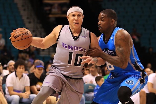 LAS VEGAS, NV - AUGUST 26:  Mike Bibby #10 of the Ghost Ballers, drives with the ball against Paul McPherson #6 of the Power, during the BIG3 three on three basketball league runner-up game on August 26, 2017 in Las Vegas, Nevada.  (Photo by Sean M. Haffey/BIG3/Getty Images)
