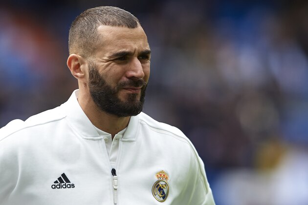 MADRID, SPAIN - APRIL 06: Karim Benzema of Real Madrid looks on prior to the La Liga match between Real Madrid CF and SD Eibar at Estadio Santiago Bernabeu on April 06, 2019 in Madrid, Spain. (Photo by Quality Sport Images/Getty Images)