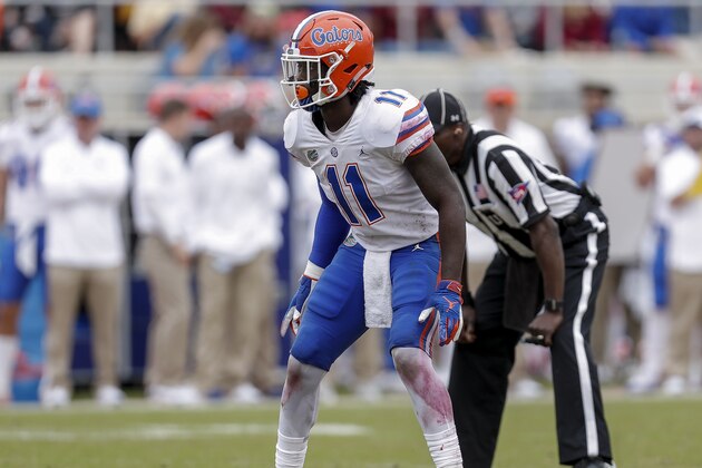 TALLAHASSEE, FL - NOVEMBER 24: Linebacker Vosean Joseph #11 of the Florida Gators during the game against the Florida State Seminoles at Doak Campbell Stadium on Bobby Bowden Field on November 24, 2018 in Tallahassee, Florida. The #11 Ranked Florida Gators defeated the Florida State Seminoles 41 to 14. (Photo by Don Juan Moore/Getty Images)