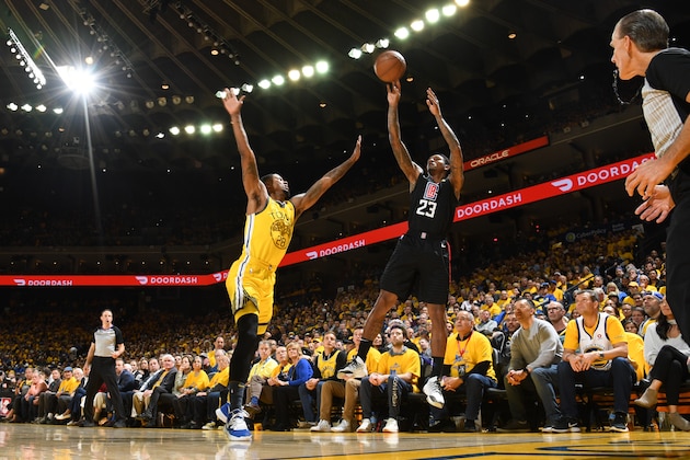 OAKLAND, CA - APRIL 15: Lou Williams #23 of the LA Clippers shoots the ball against the Golden State Warriors during Game Two of Round One of the 2019 NBA Playoffs on April 15, 2019 at ORACLE Arena in Oakland, California. NOTE TO USER: User expressly acknowledges and agrees that, by downloading and or using this photograph, user is consenting to the terms and conditions of Getty Images License Agreement. Mandatory Copyright Notice: Copyright 2019 NBAE (Photo by Noah Graham/NBAE via Getty Images)