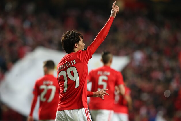 LISBON, PORTUGAL - APRIL 11:  Joao Felix of SL Benfica celebrates after scoring a goal during the UEFA Europa League Quarter Final - First Leg match between SL Benfica and Eintracht Frankfurt at Estadio da Luz on April 11, 2019 in Lisbon, Portugal.  (Photo by Gualter Fatia/Getty Images)