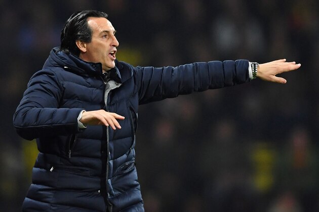 Arsenal's Spanish head coach Unai Emery gestures on the touchline during the English Premier League football match between Watford and Arsenal at Vicarage Road Stadium in Watford, north of London on April 15, 2019. (Photo by Ben STANSALL / AFP) / RESTRICTED TO EDITORIAL USE. No use with unauthorized audio, video, data, fixture lists, club/league logos or 'live' services. Online in-match use limited to 120 images. An additional 40 images may be used in extra time. No video emulation. Social media in-match use limited to 120 images. An additional 40 images may be used in extra time. No use in betting publications, games or single club/league/player publications. /         (Photo credit should read BEN STANSALL/AFP/Getty Images)