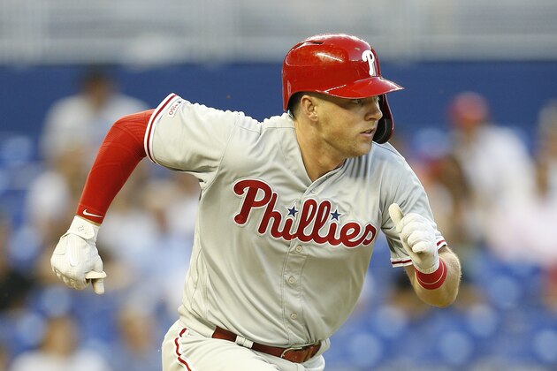 MIAMI, FLORIDA - APRIL 13:  Rhys Hoskins #17 of the Philadelphia Phillies in action against the Miami Marlins at Marlins Park on April 13, 2019 in Miami, Florida. (Photo by Michael Reaves/Getty Images)