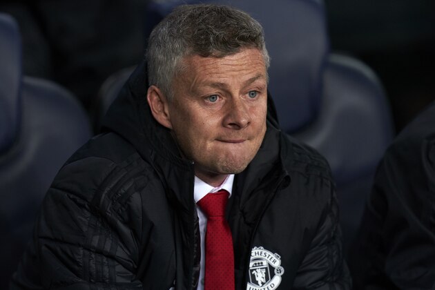 BARCELONA, SPAIN - APRIL 16: Ole Gunnar Solskjaer Manager of Manchester United looks on prior to the UEFA Champions League Quarter Final second leg match between FC Barcelona and Manchester United at Camp Nou on April 16, 2019 in Barcelona, Spain. (Photo by Quality Sport Images/Getty Images)