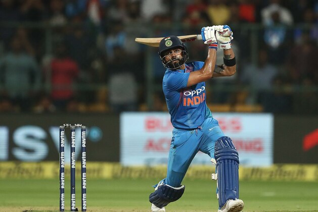 BANGALORE, INDIA - FEBRUARY 27: Virat Kohli of India bats during game two of the T20I Series between India and Australia at M. Chinnaswamy Stadium on February 27, 2019 in Bangalore, India. (Photo by Robert Cianflone/Getty Images)
