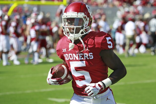 NORMAN, OK - SEPTEMBER 01: Wide receiver Marquise Brown #5 of the Oklahoma Sooners warms up before the game against the Florida Atlantic Owls at Gaylord Family Oklahoma Memorial Stadium on September 1, 2018 in Norman, Oklahoma. The Sooners defeated the Owls 63-14. (Photo by Brett Deering/Getty Images)