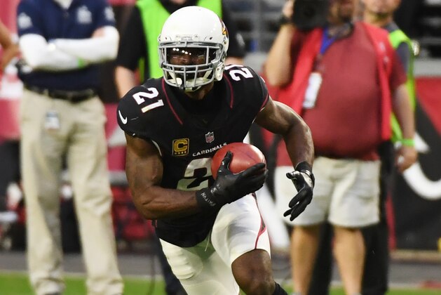 GLENDALE, ARIZONA - DECEMBER 09: Patrick Peterson #21 of the Arizona Cardinals runs back a punt against the Detroit Lions at State Farm Stadium on December 09, 2018 in Glendale, Arizona. (Photo by Norm Hall/Getty Images)