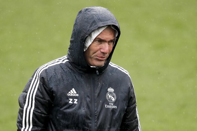 , SPAIN - APRIL 24: coach Zinedine Zidane of Real Madrid during the   Training Real Madrid on April 24, 2019 (Photo by David S. Bustamante/Soccrates/Getty Images)