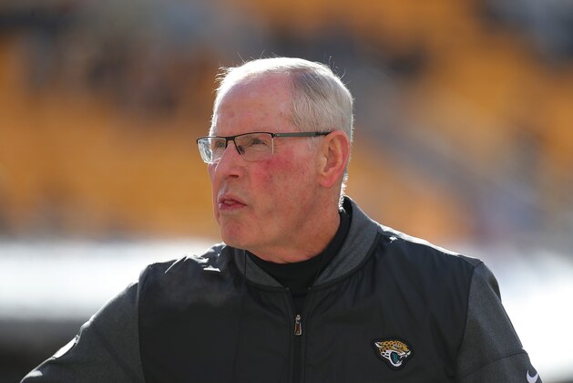 PITTSBURGH, PA - JANUARY 14: Jacksonville Jaguars executive vice president of football operations Tom Coughlin watches warmups before the AFC Divisional Playoff game against the Pittsburgh Steelers at Heinz Field on January 14, 2018 in Pittsburgh, Pennsylvania. (Photo by Brett Carlsen/Getty Images)