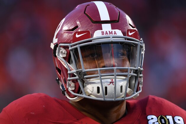 SANTA CLARA, CA - JANUARY 07: Quinnen Williams #92 of the Alabama Crimson Tide prepares to take on the Clemson Tigers during the College Football Playoff National Championship held at Levi's Stadium on January 7, 2019 in Santa Clara, California. The Clemson Tigers defeated the Alabama Crimson Tide 44-16. (Photo by Jamie Schwaberow/Getty Images)