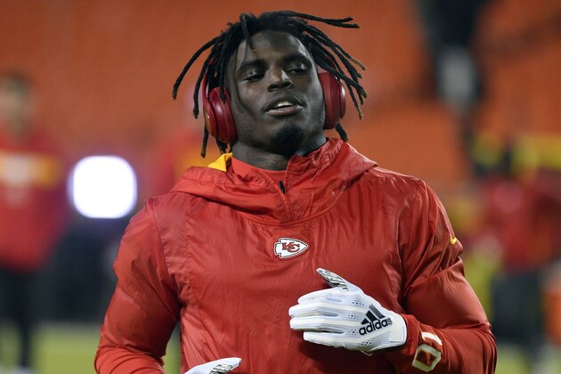 Kansas City Chiefs wide receiver Tyreek Hill (10) warms up before an NFL football game against the Los Angeles Chargers in Kansas City, Mo., Thursday, Dec. 13, 2018. (AP Photo/Ed Zurga)