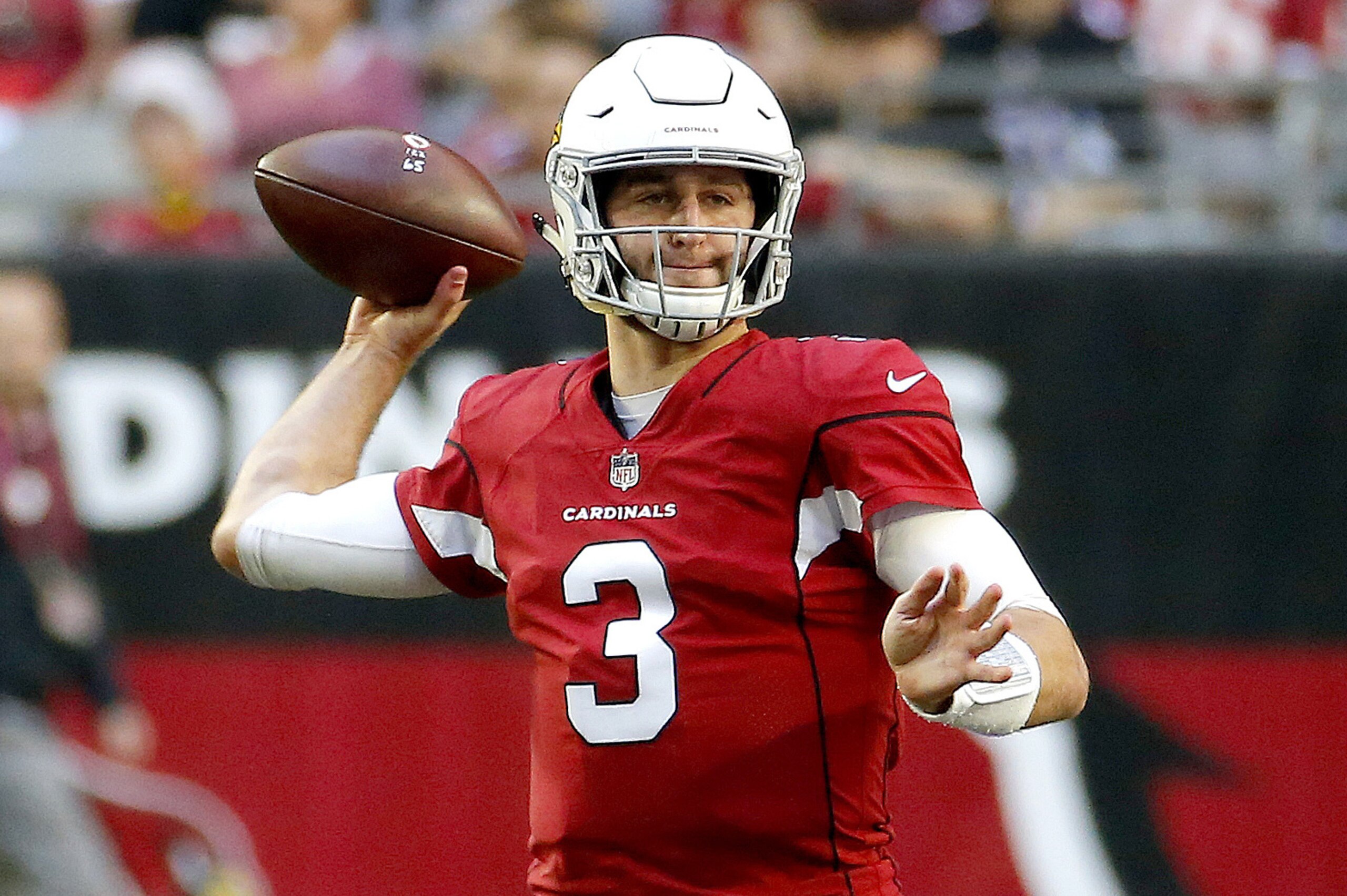 Arizona Cardinals quarterback Josh Rosen (3) throws against the Los Angeles Rams during the first half of an NFL football game, Sunday, Dec. 23, 2018, in Glendale, Ariz. (AP Photo/Rick Scuteri)