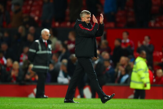 MANCHESTER, ENGLAND - APRIL 24:  A dejected Ole Gunnar Solskjaer the head coach / manager of Manchester United applauds the fans at full time during the Premier League match between Manchester United and Manchester City at Old Trafford on April 24, 2019 in Manchester, United Kingdom. (Photo by Robbie Jay Barratt - AMA/Getty Images)