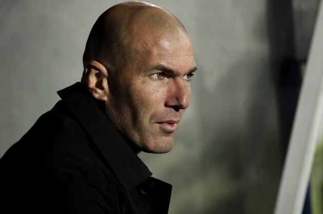 GETAFTE, SPAIN - APRIL 25: coach Zinedine Zidane of Real Madrid during the La Liga Santander  match between Getafe v Real Madrid at the Coliseum Alfonso Perez on April 25, 2019 in Getafte Spain (Photo by David S. Bustamante/Soccrates/Getty Images)