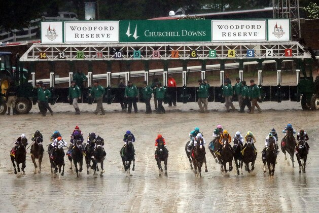 LOUISVILLE, KY - MAY 05:  A general view of the start of the 144th Kentucky Derby at Churchill Downs on May 5, 2018 in Louisville, Kentucky.  (Photo by Jamie Squire/Getty Images)