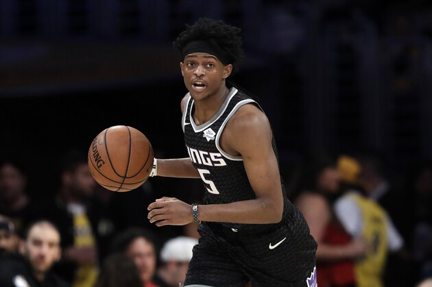 Sacramento Kings' De'Aaron Fox during an NBA basketball game Sunday, March 24, 2019, in Los Angeles. (AP Photo/Marcio Jose Sanchez)