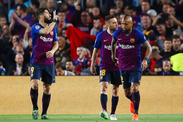 BARCELONA, SPAIN - MAY 01:  Luis Suarez of FC Barcelona celebrates scoring his side's first goal in the 26th minuteduring the UEFA Champions League Semi Final first leg match between Barcelona and Liverpool at the Nou Camp on May 1, 2019 in Barcelona, Spain. (Photo by Eric Alonso/MB Media/Getty Images)