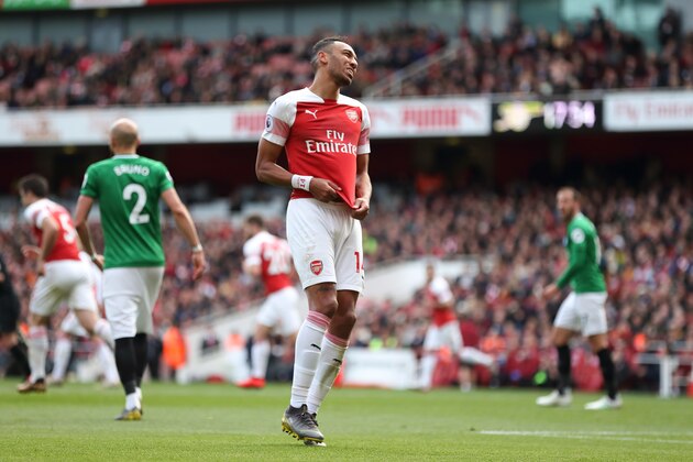 LONDON, ENGLAND - MAY 05: A dejected Pierre-Emerick Aubameyang of Arsenal during the Premier League match between Arsenal FC and Brighton & Hove Albion at Emirates Stadium on May 5, 2019 in London, United Kingdom. (Photo by James Williamson - AMA/Getty Images)